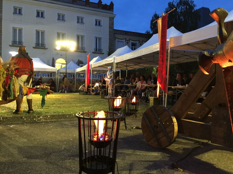 soiree medievale decor moyen age France Bretagne StMalo 1 1